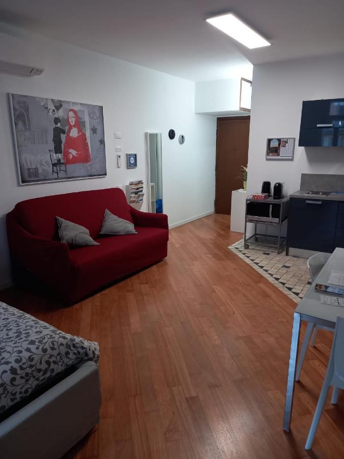 Suite Apartment San Lazzaro Bergamo Exteriér fotografie